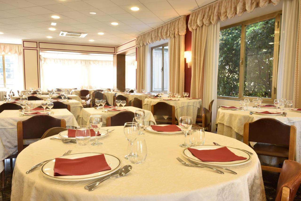 Hotel Bergamo Mare Mhotelsgroup 산토바르톨로메오알마레 외부 사진