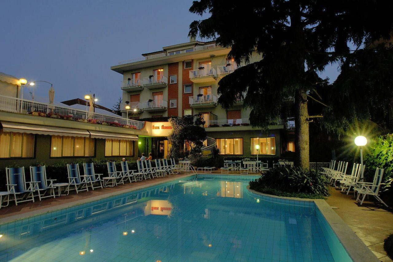 Hotel Bergamo Mare Mhotelsgroup 산토바르톨로메오알마레 외부 사진